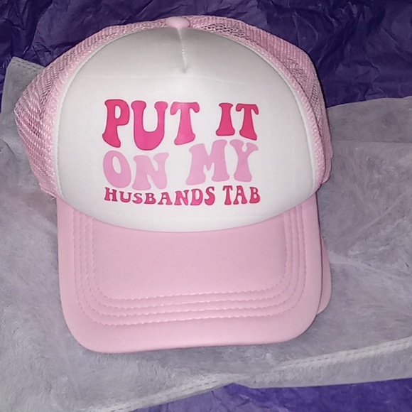 " Put it on my Husband's Tab " Snapback Cap (Pink/ White) - Picture 1 of 3